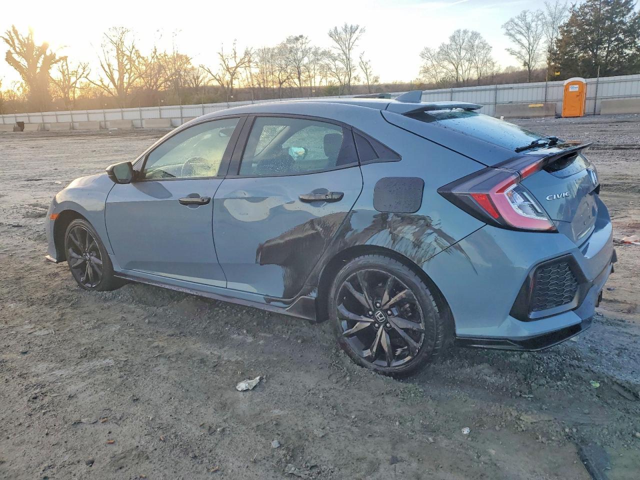 2018 Honda Civic Sport - Фото 2