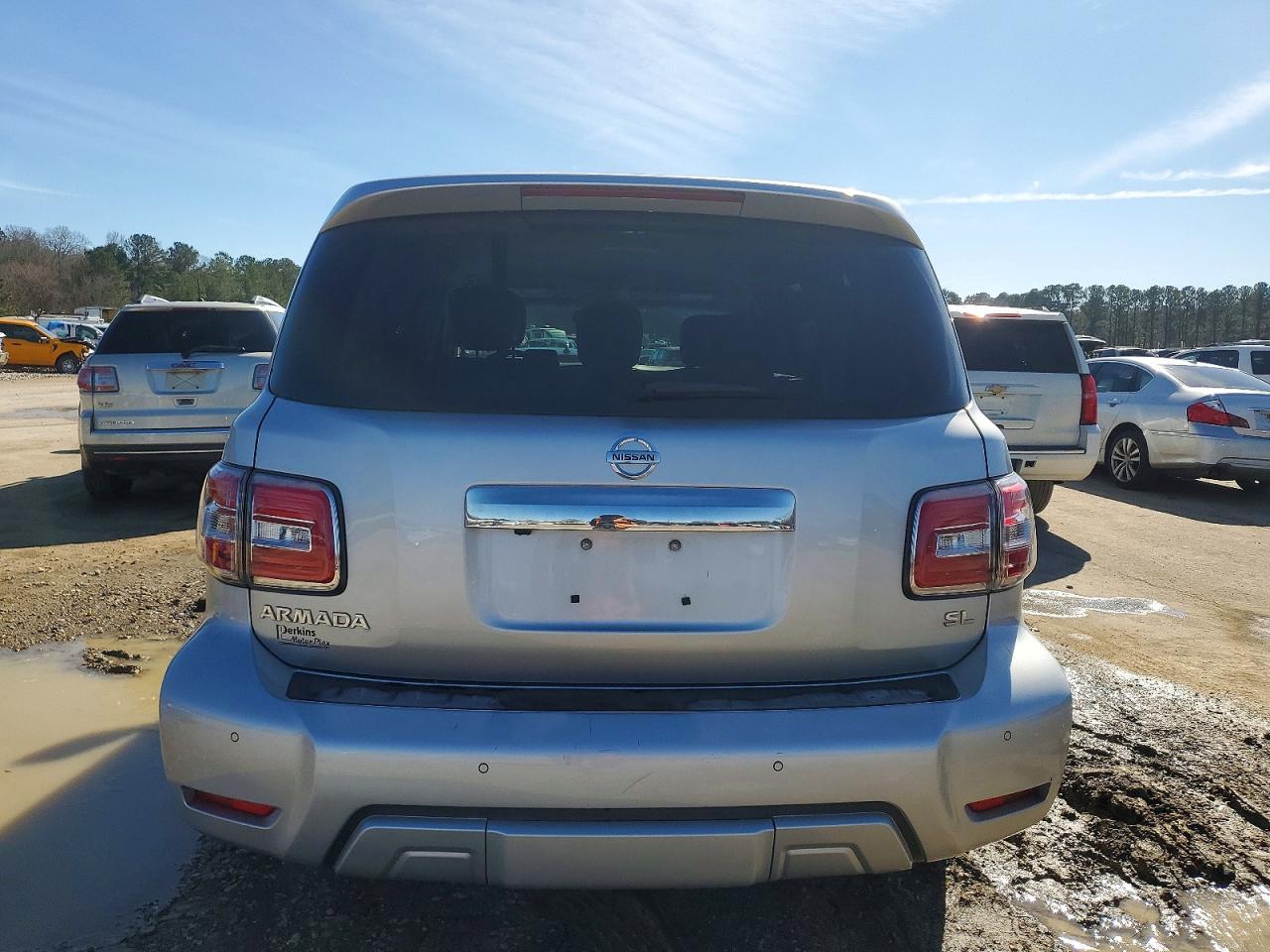 2017 Nissan Armada Sv - Фото 6