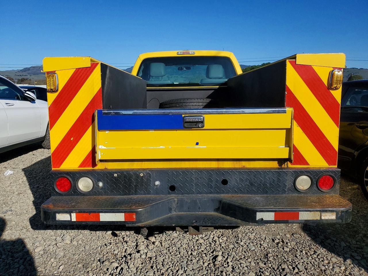 2016 Ford F250 Sd - Utility Truck *** Prior Fleet *** - Image 6