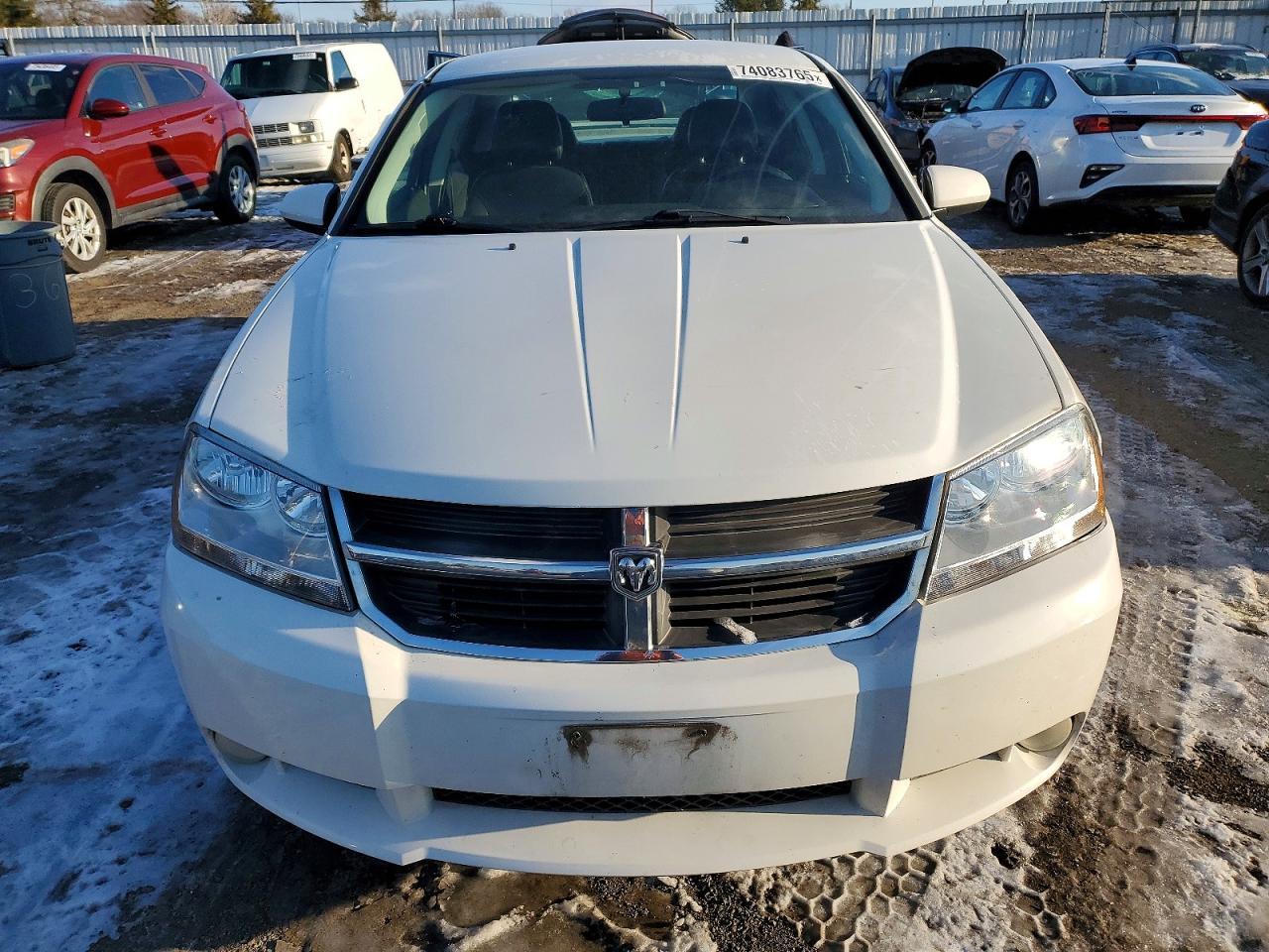 2010 Dodge Avenger R/T - Image 5