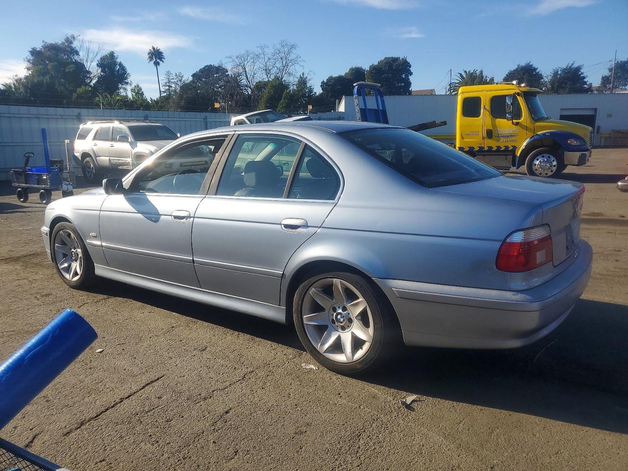 2002 BMW 525 I Automatic - Фото 2