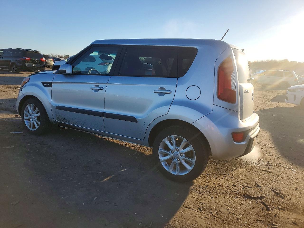 2013 Kia Soul Base - Image 2