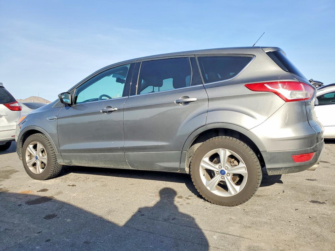 2014 Ford Escape Se - Фото 2