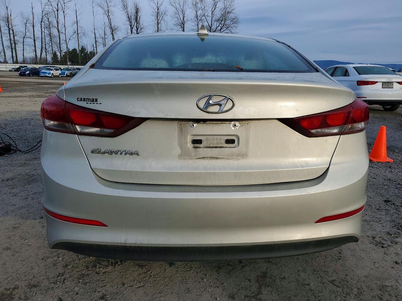 2017 Hyundai Elantra Se - Фото 6