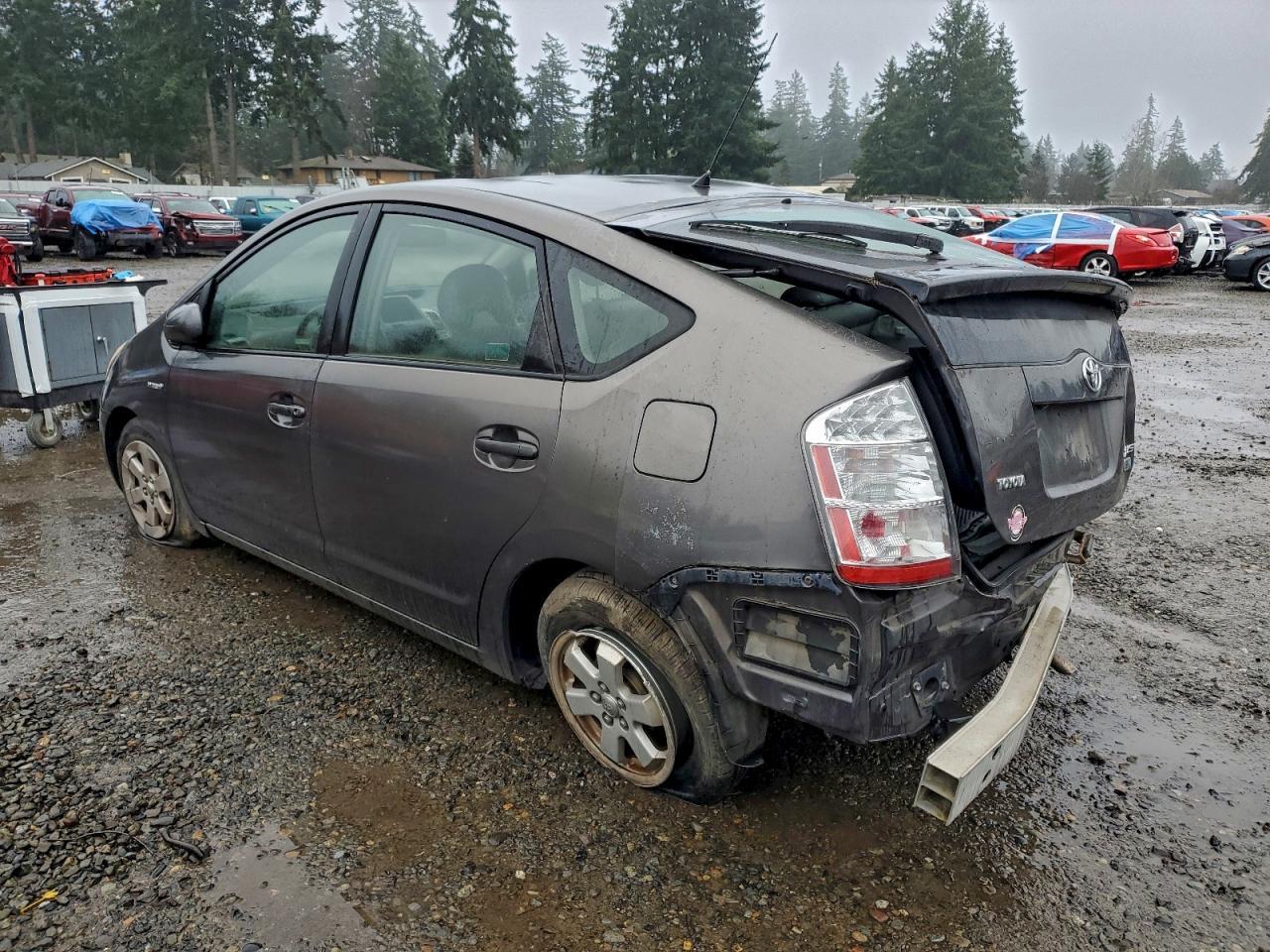 2006 Toyota Prius - Image 2
