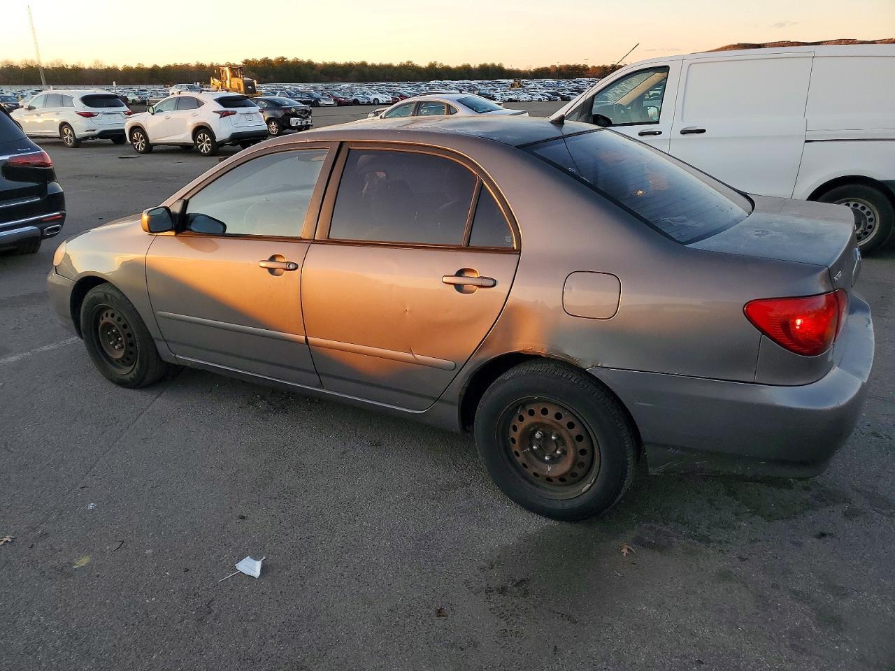 2003 Toyota Corolla Ce - Фото 2