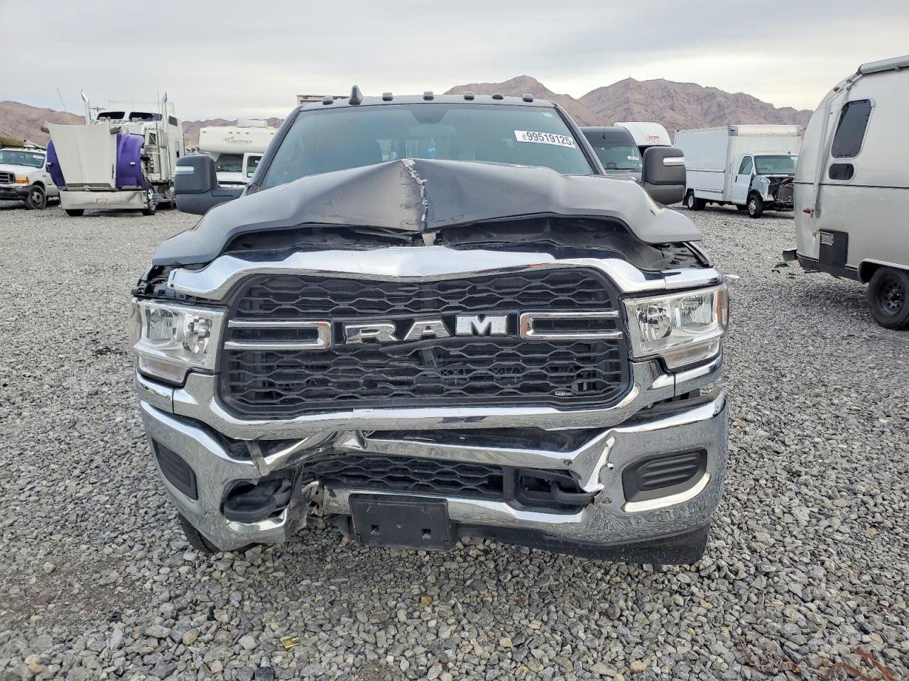 2024 Ram 3500 Tradesman - Фото 5