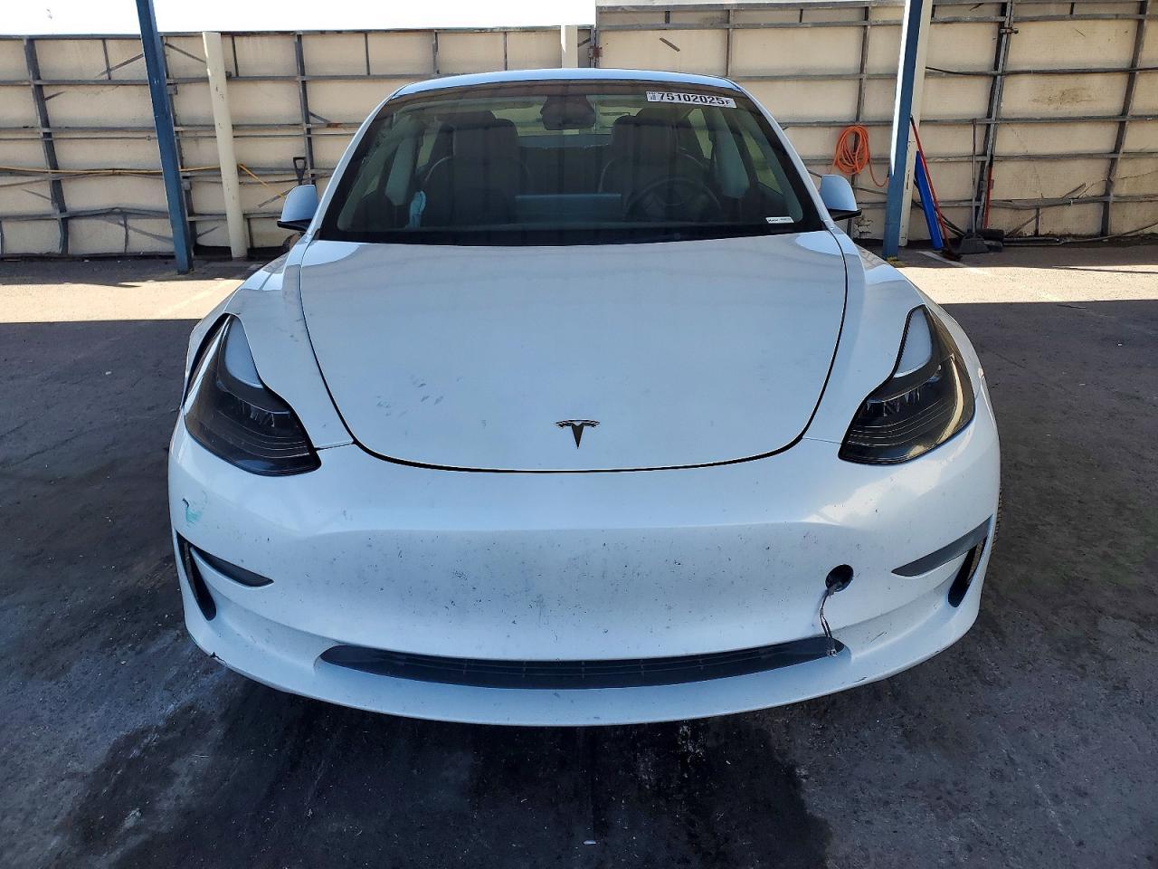 2023 Tesla Model 3 - Image 5