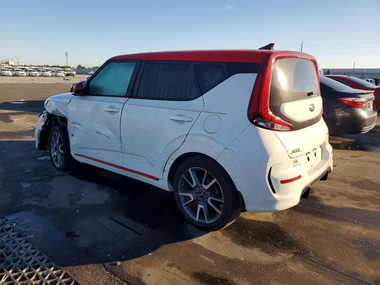 2020 Kia Soul Gt Line - Фото 2