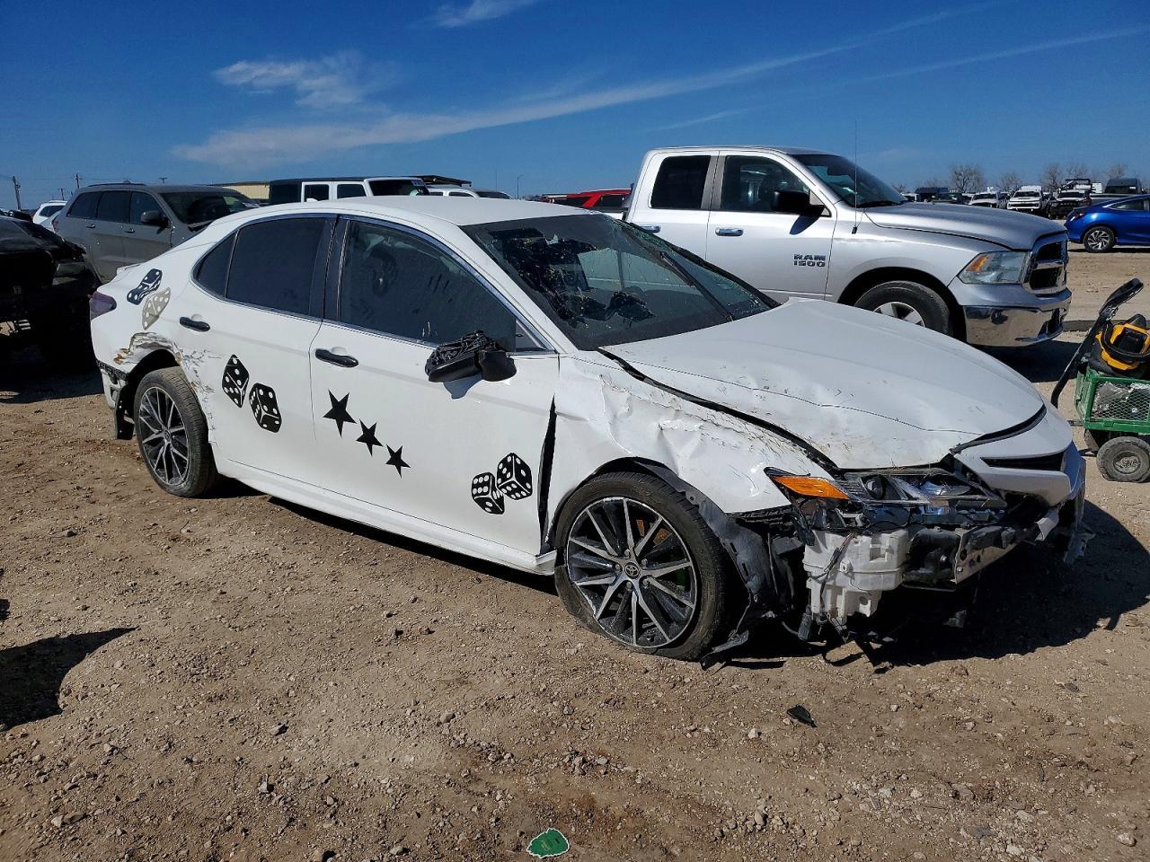 2021 Toyota Camry Se - Image 4