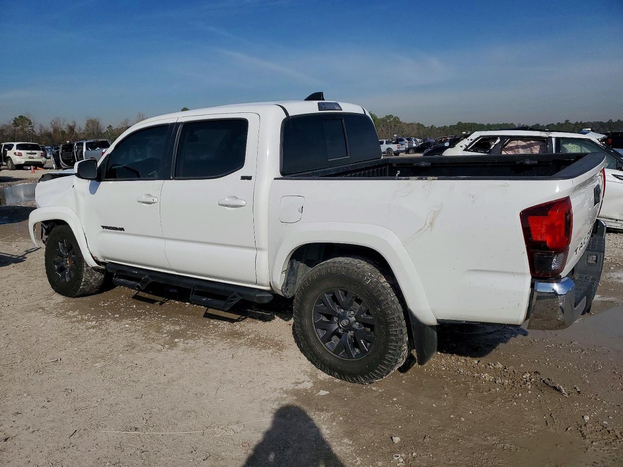 2023 Toyota Tacoma Double Cab - Фото 2