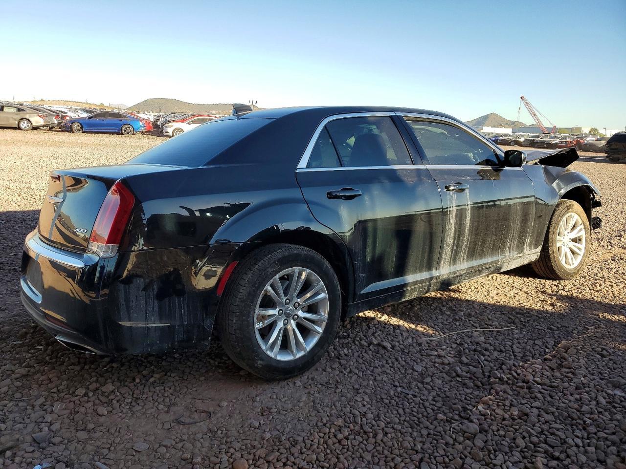 2021 Chrysler 300 Touring - Image 3