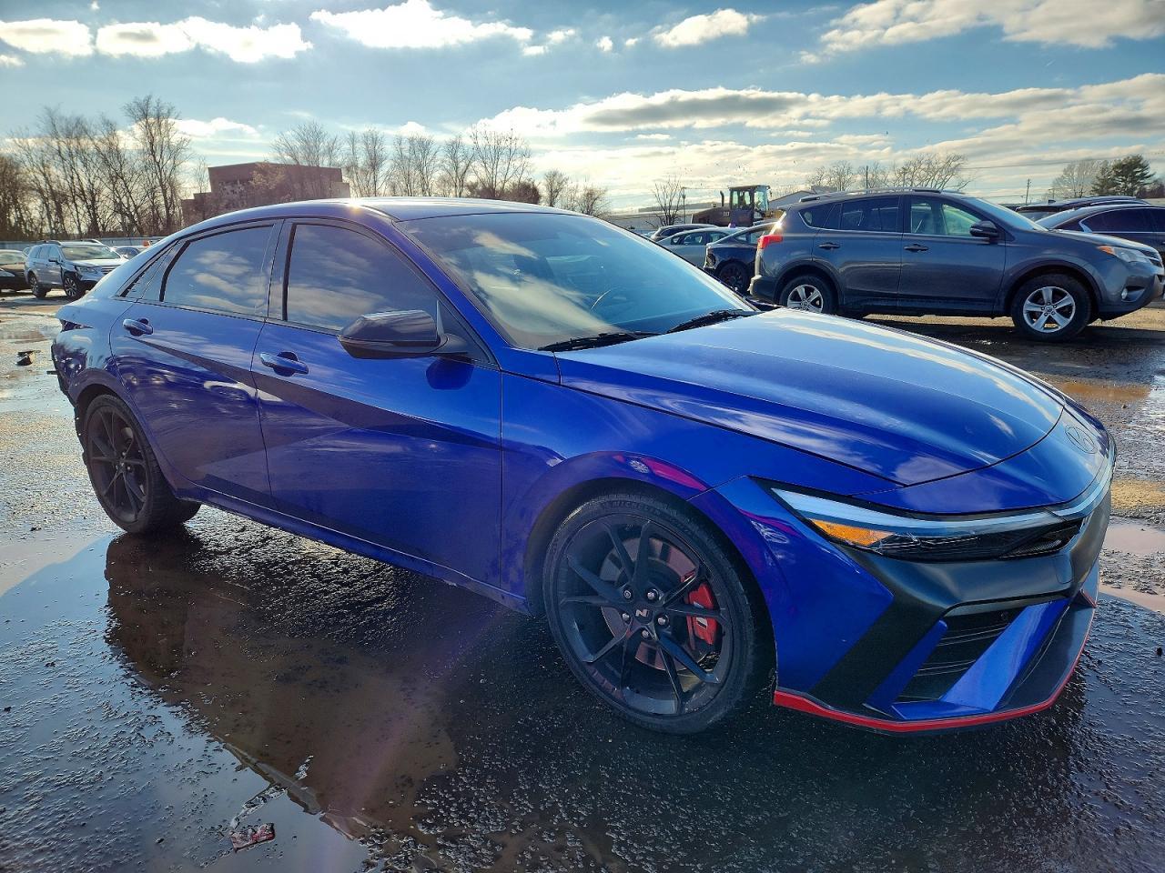 2022 Hyundai Elantra N - Фото 4