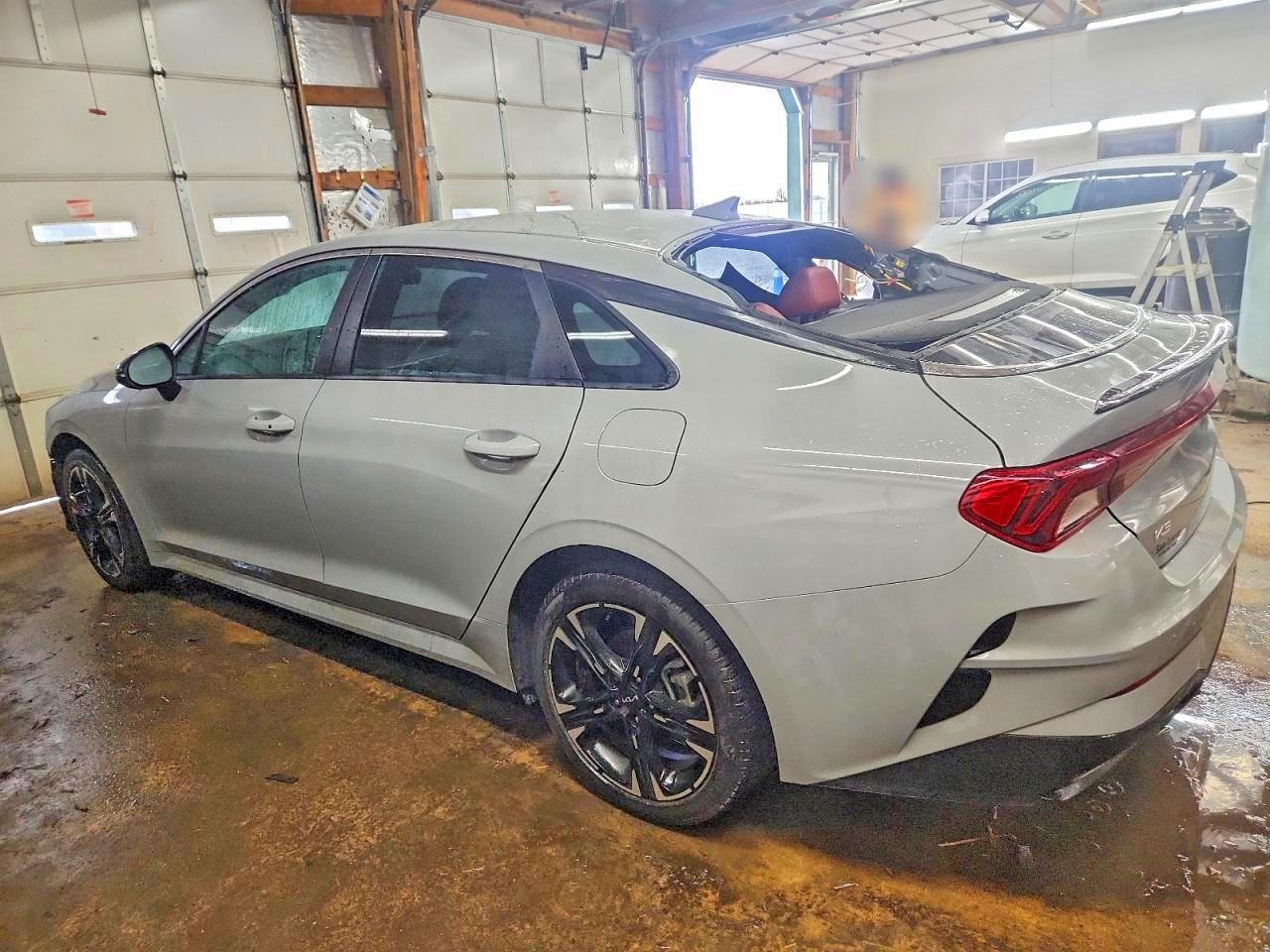 2024 Kia K5 Gt Line - Image 2