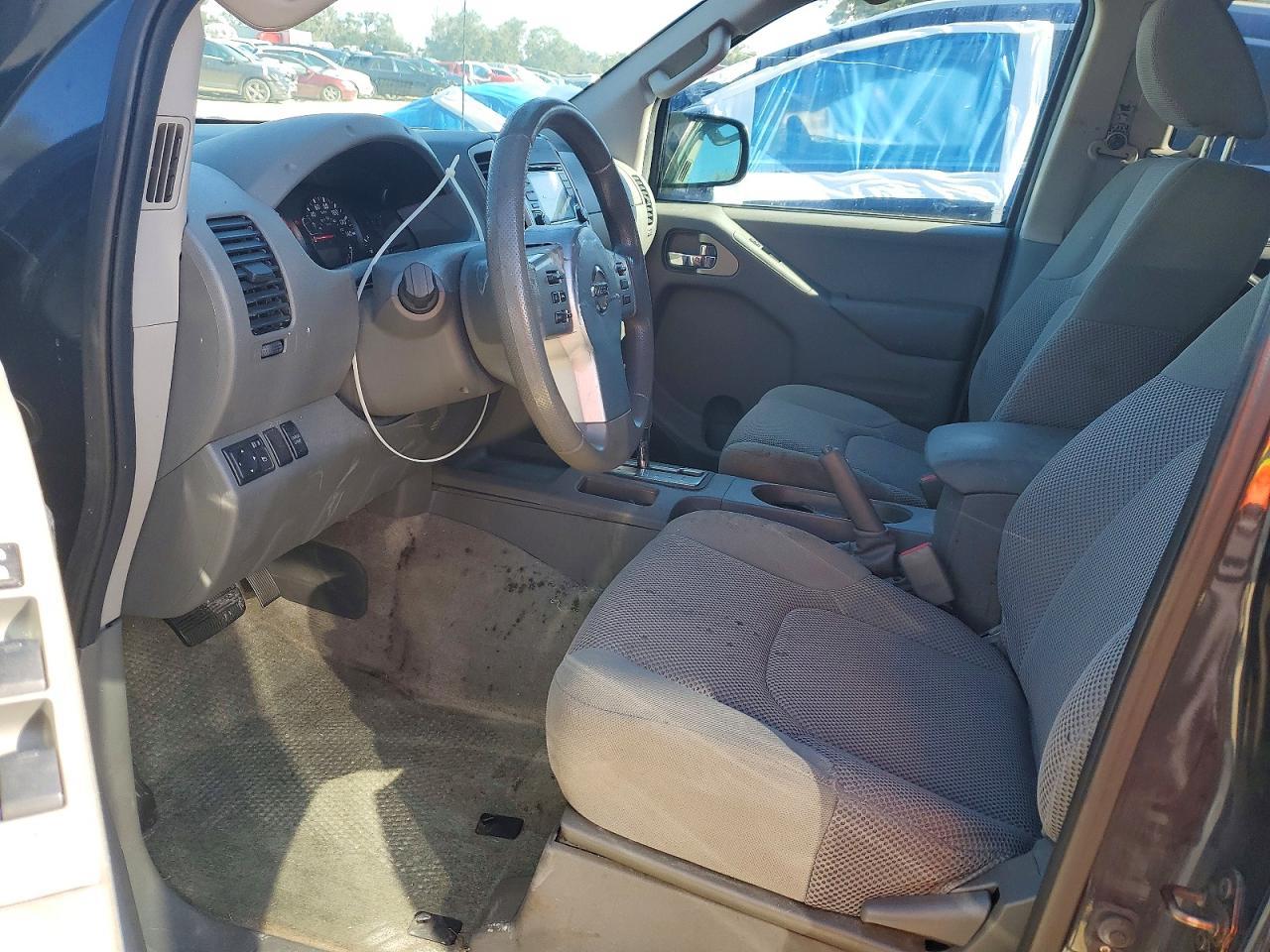 2015 Nissan Frontier S - Image 7