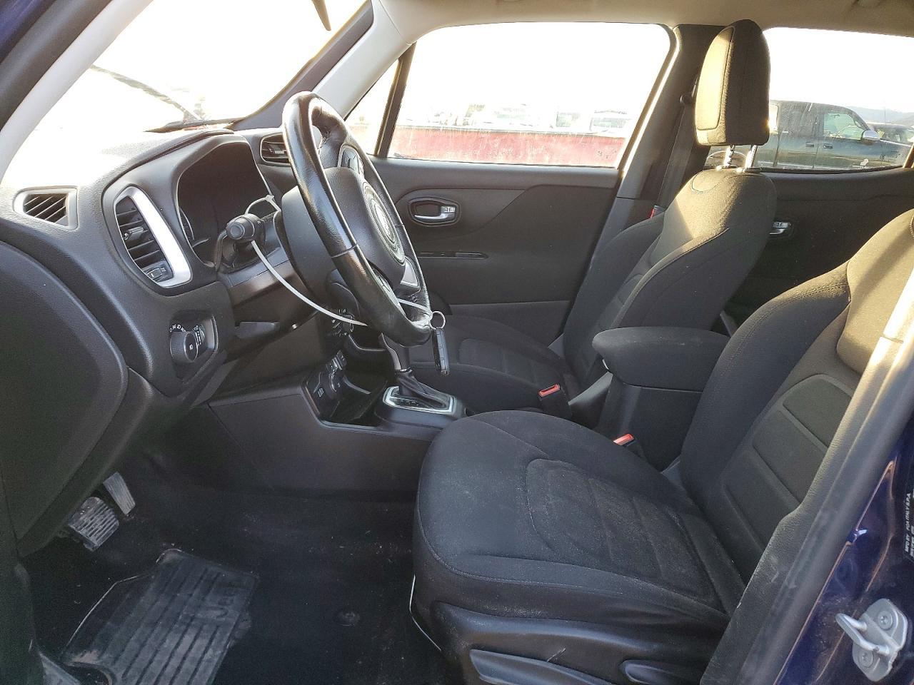 2018 Jeep Renegade Latitude - Image 7