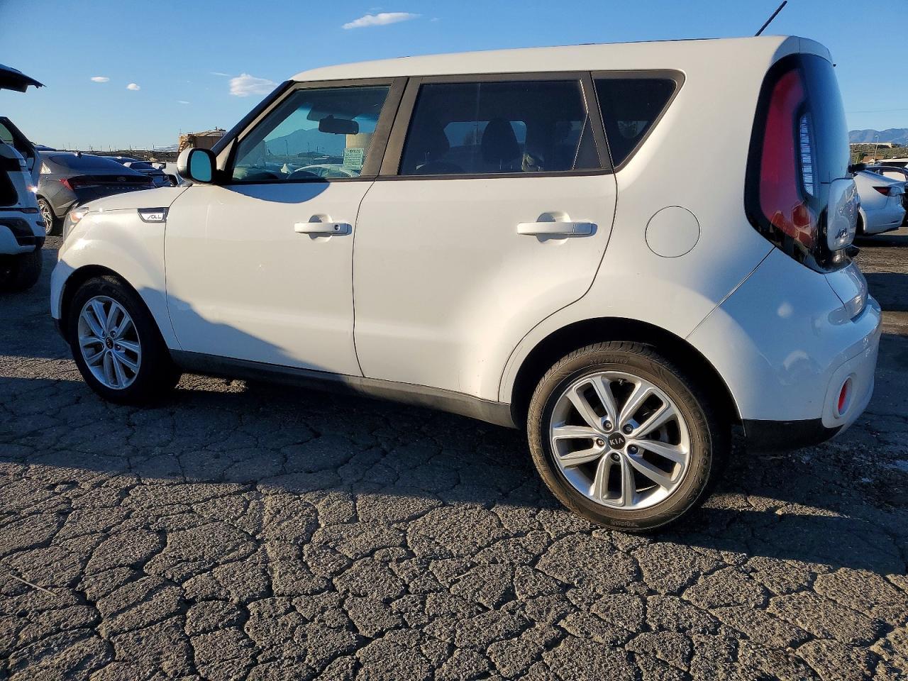 2019 Kia Soul + - Image 2