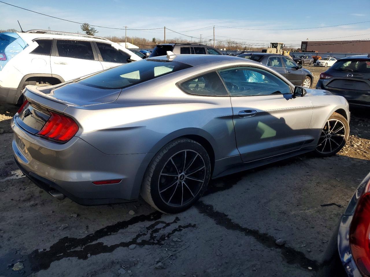 2020 Ford Mustang - Image 3