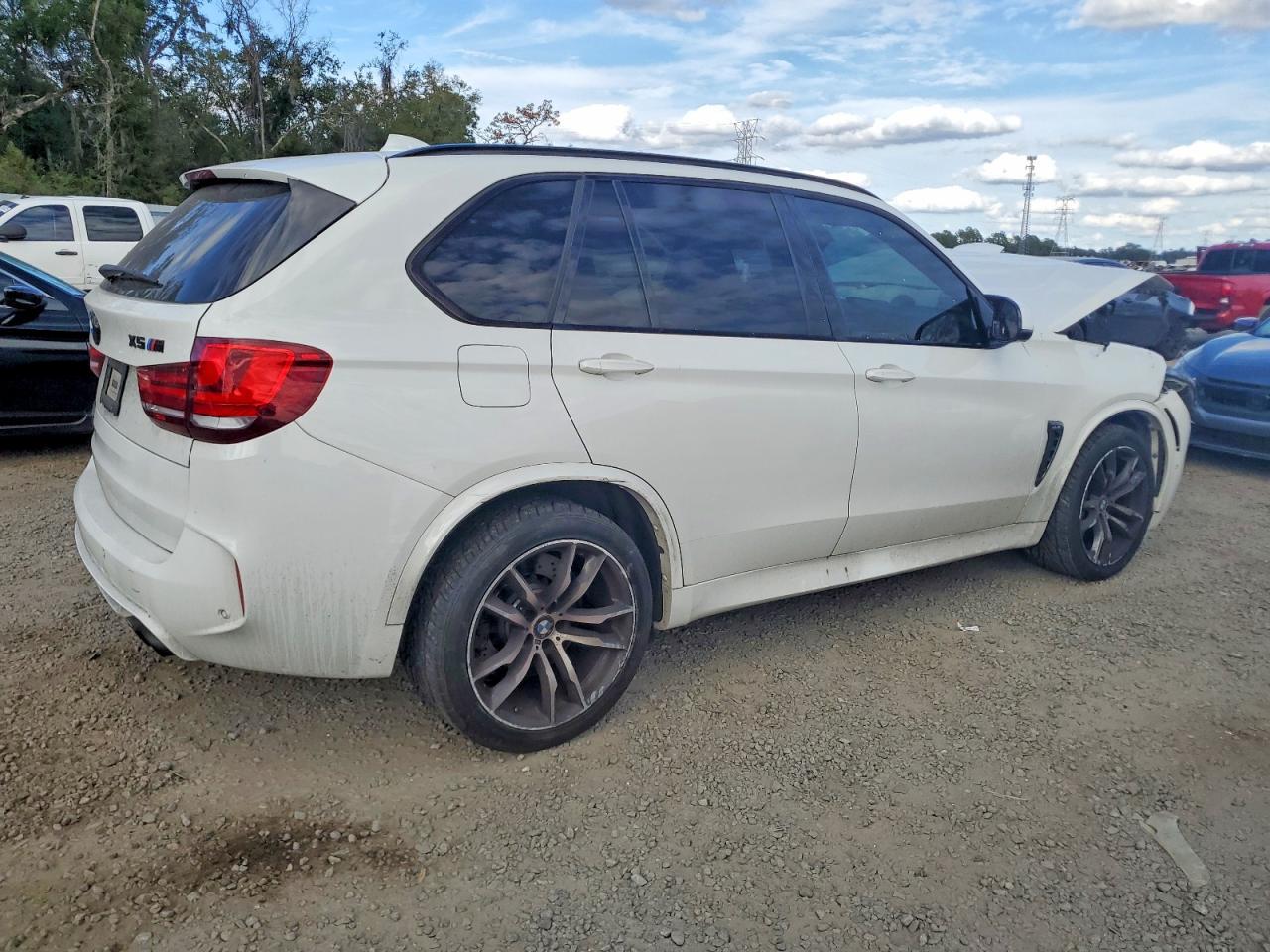 2017 BMW X5 M - Фото 3