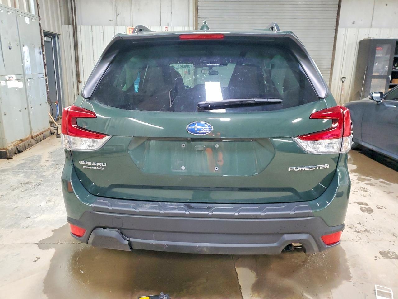 2023 Subaru Forester Premium - Фото 6