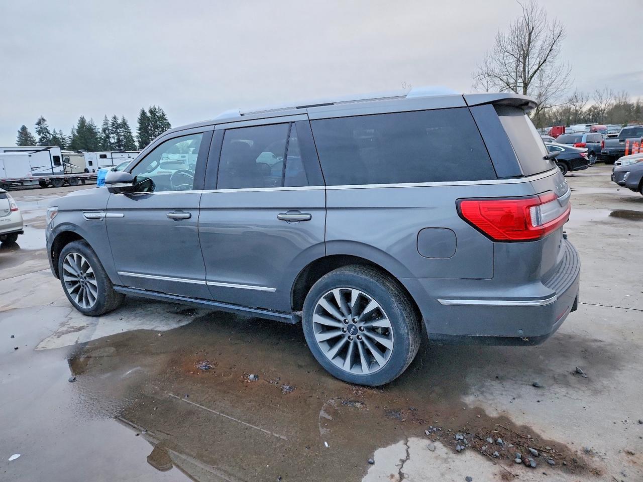 2021 Lincoln Navigator Reserve - Image 2
