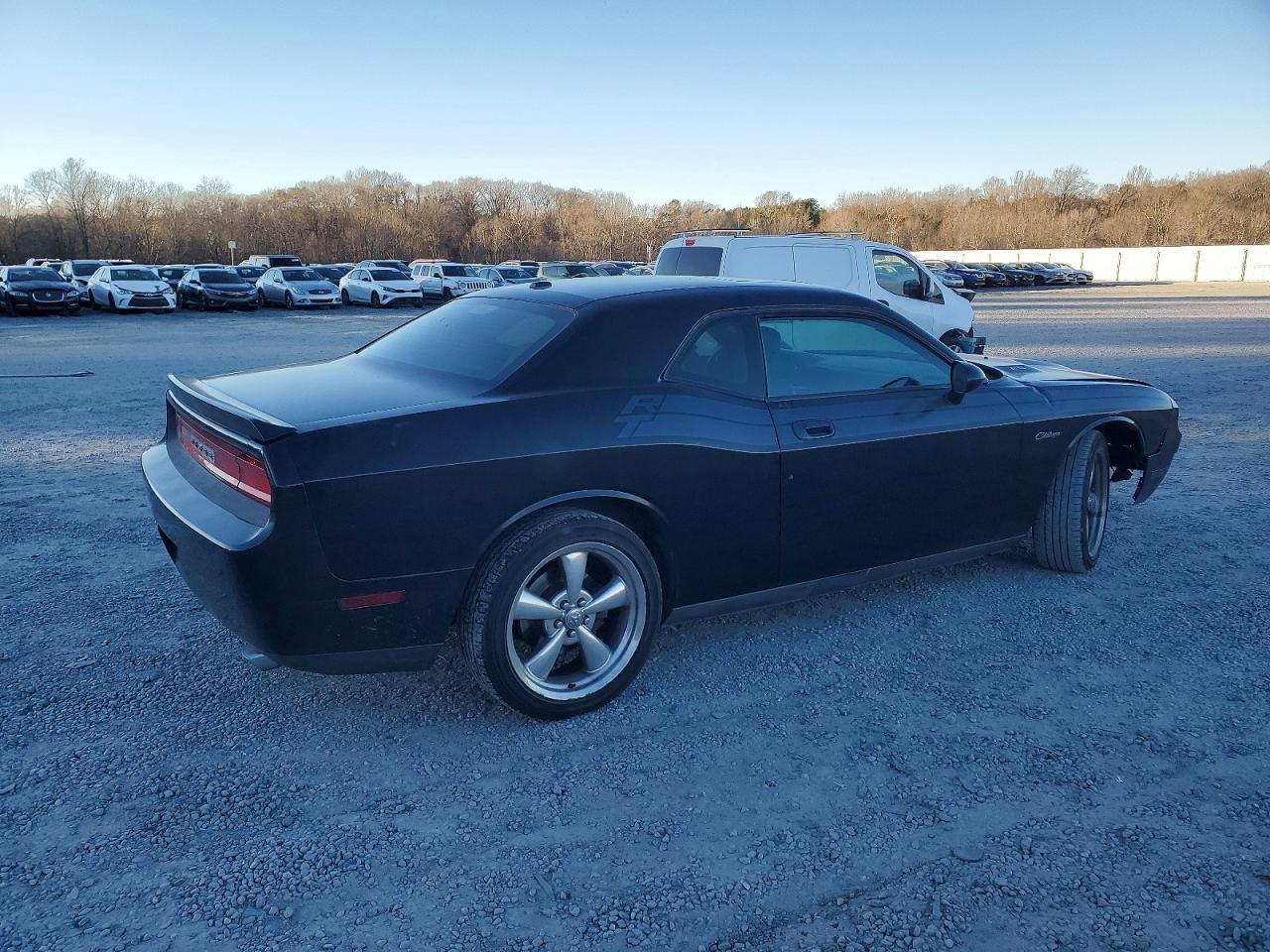 2010 Dodge Challenger - Image 3
