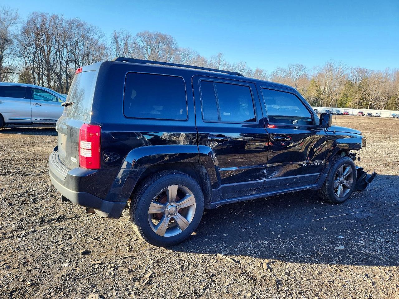 2014 Jeep Patriot Latitude - Image 3