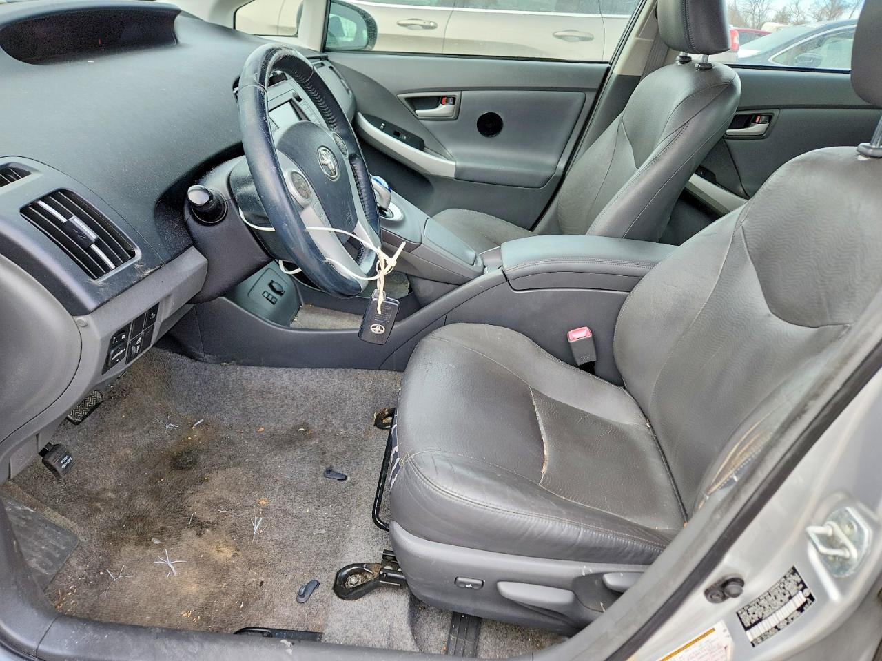 2011 Toyota Prius - Фото 7