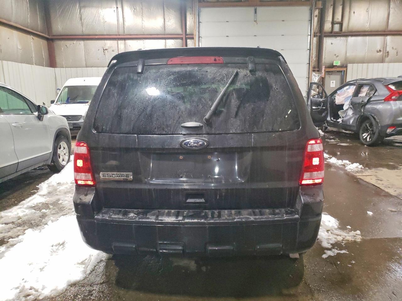 2011 Ford Escape Xlt - Image 6