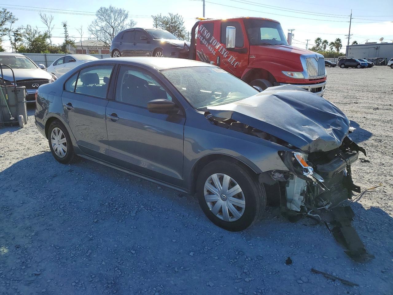 2016 Volkswagen Jetta S - Фото 4