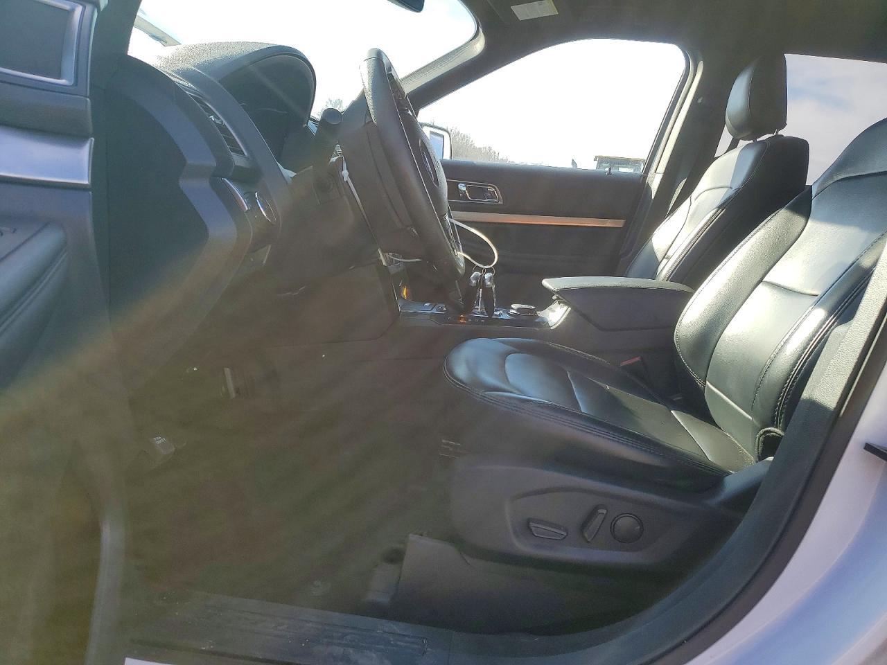 2019 Ford Explorer Xlt - Фото 7