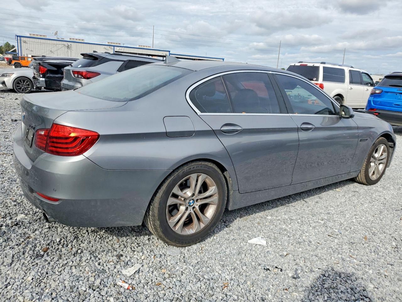 2016 BMW 535 I - Фото 3
