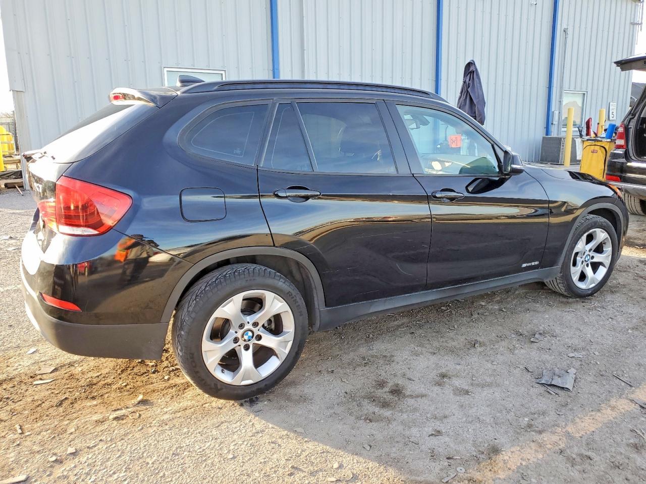 2015 BMW X1 Sdrive28I - Фото 3
