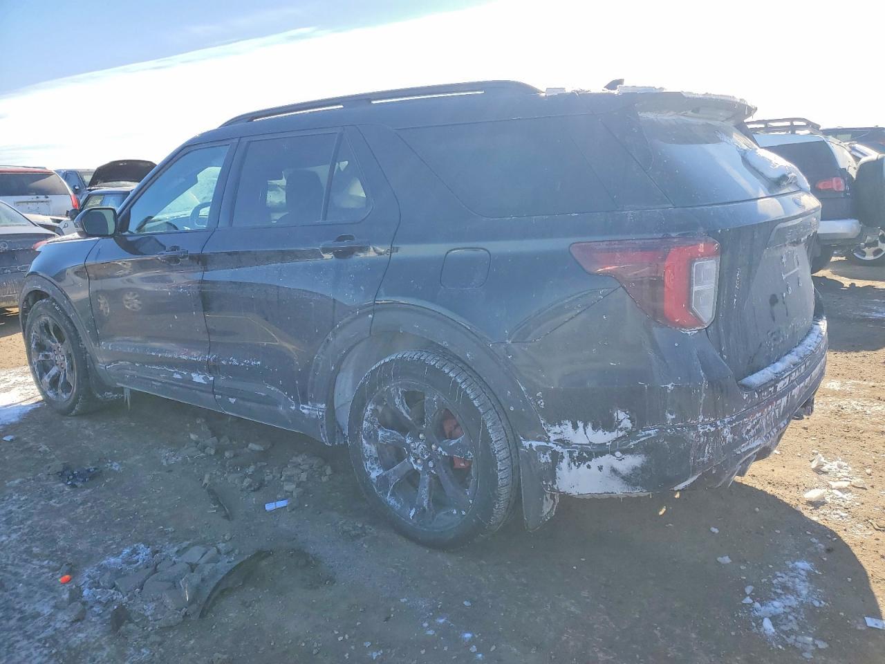 2023 Ford Explorer St - Image 2