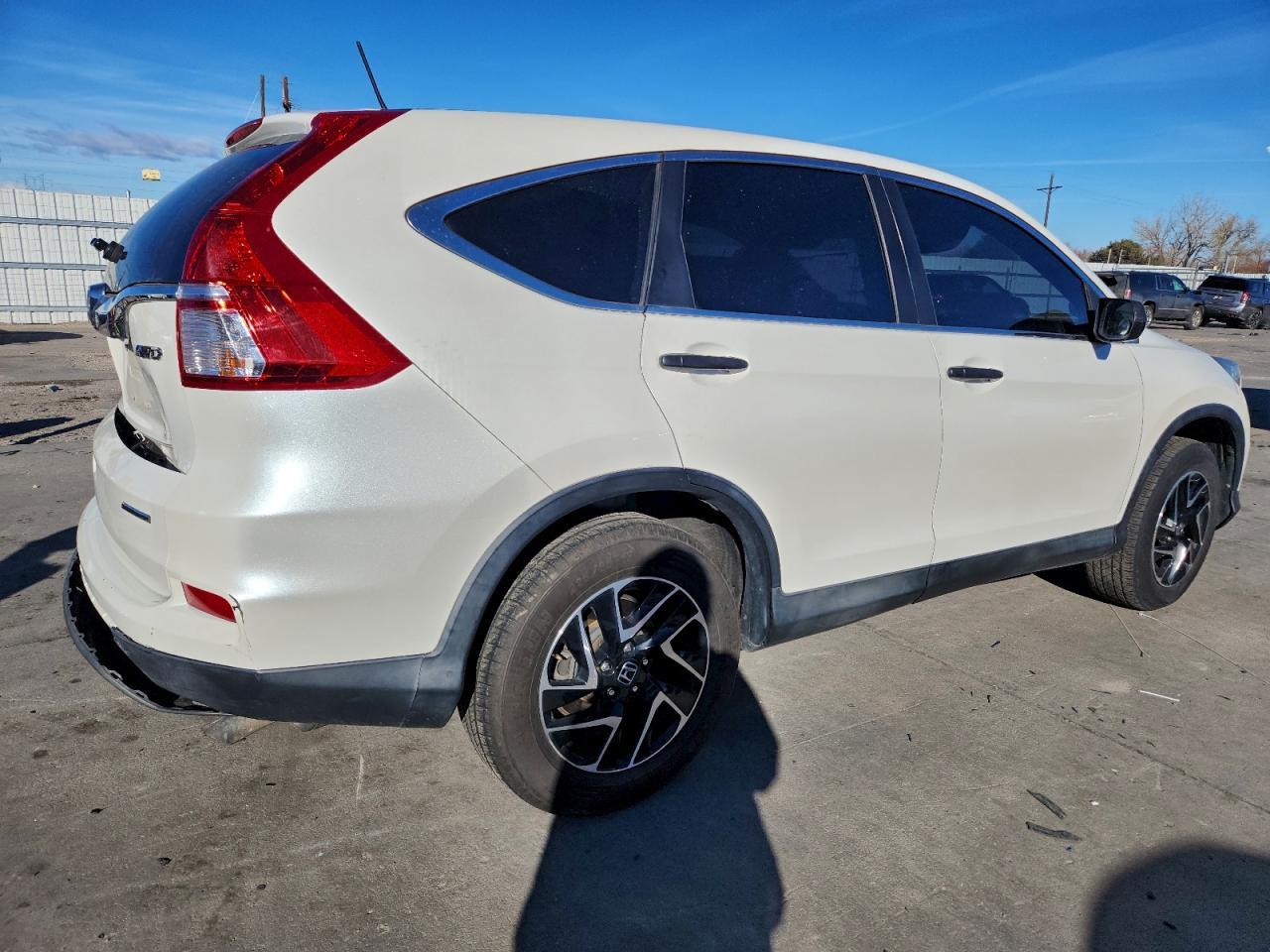 2016 Honda Cr-V Se - Image 3