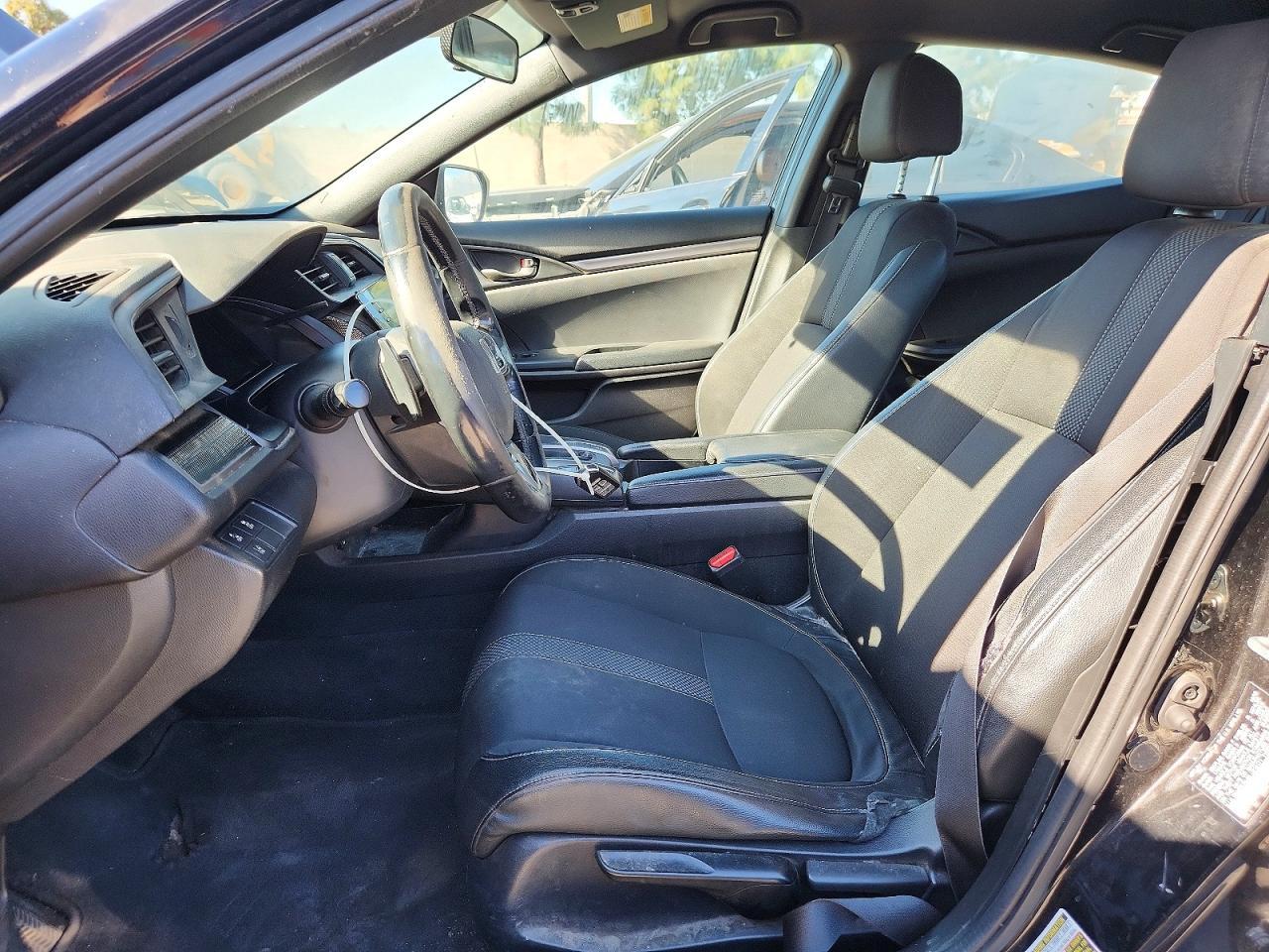 2020 Honda Civic Sport - Image 7