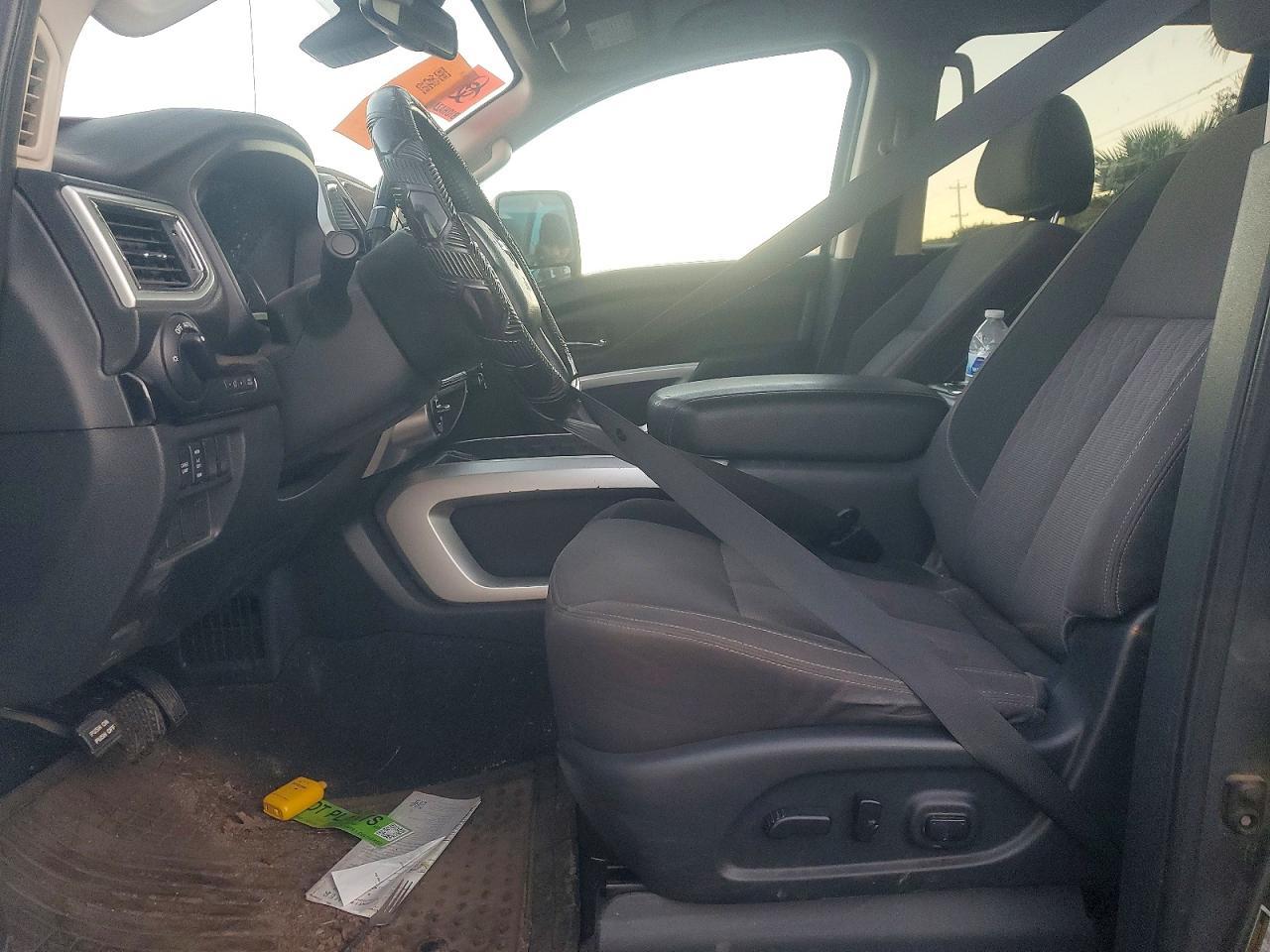 2021 Nissan Titan Sv - Image 7