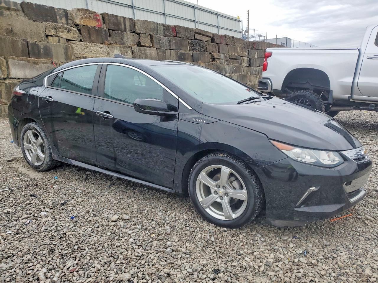 2018 Chevrolet Volt Lt - Image 4