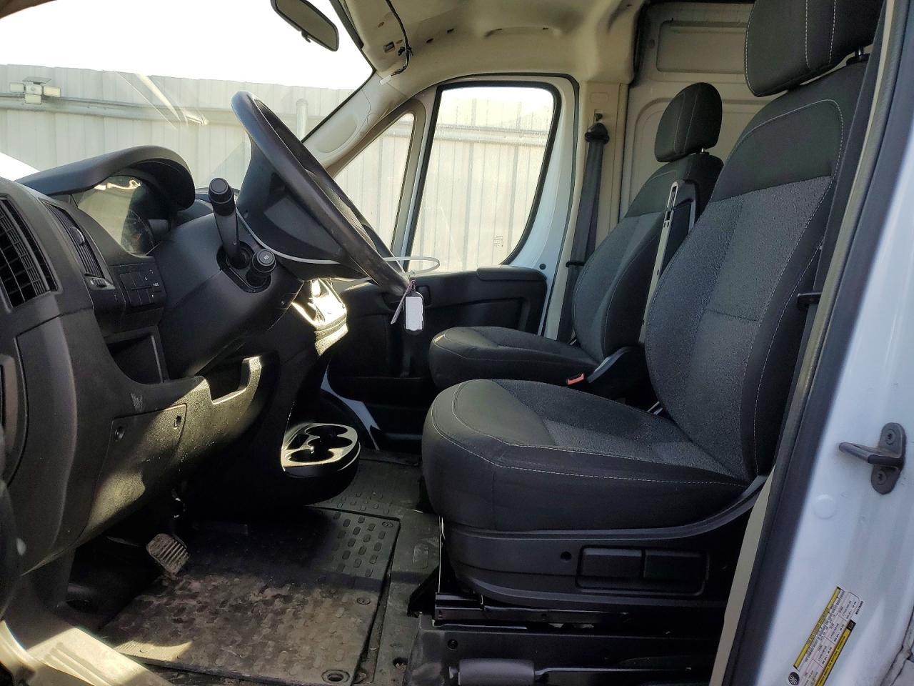2021 Ram Promaster 1500 Delivery Van - Фото 7