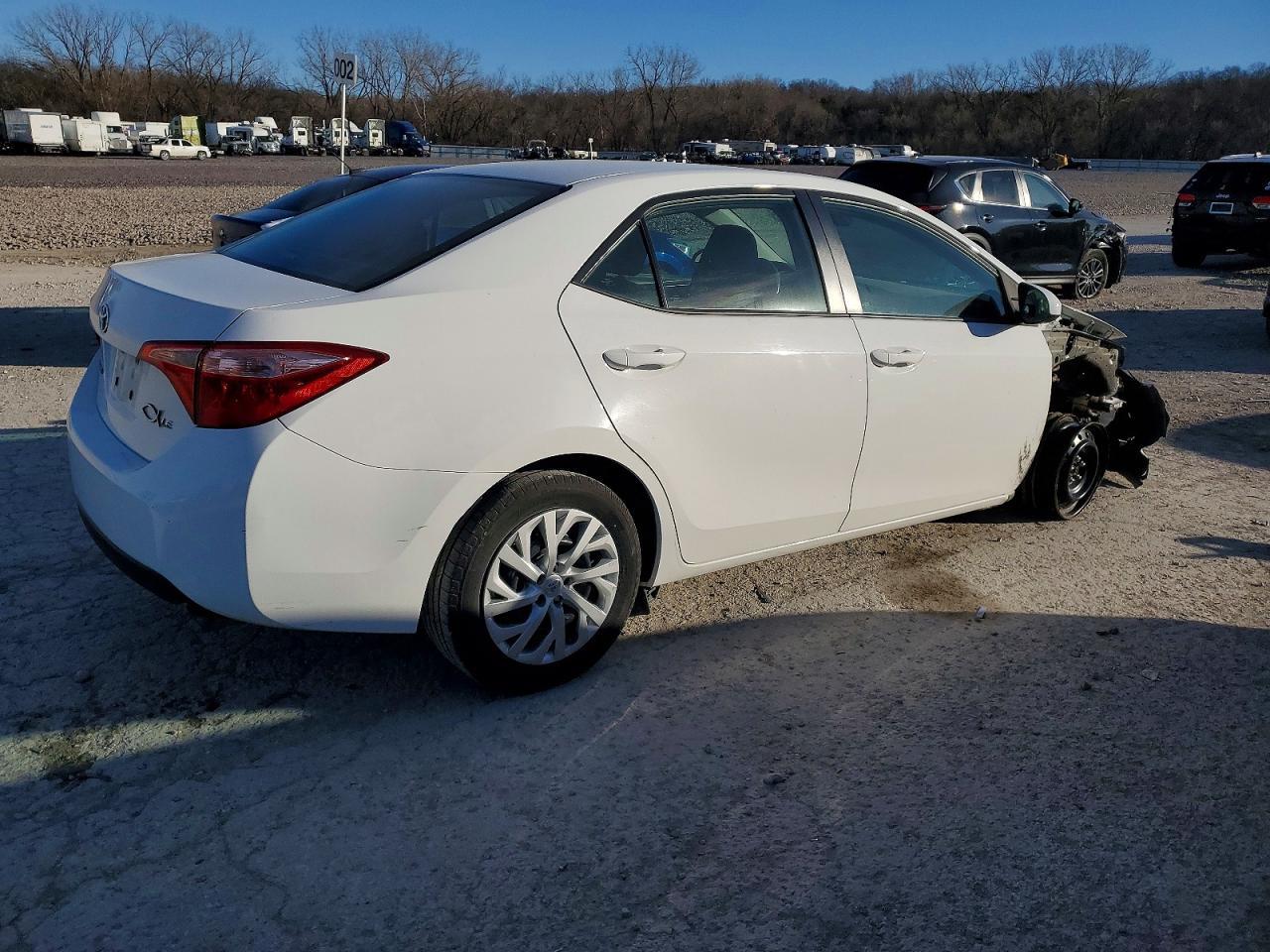 2018 Toyota Corolla L - Фото 3