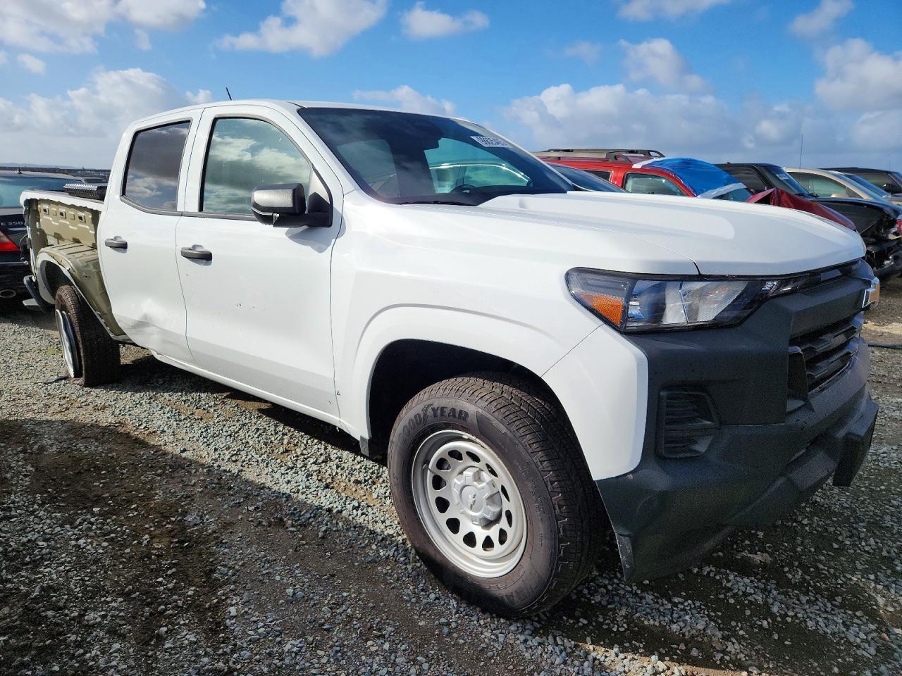 2025 Chevrolet Colorado - Image 4