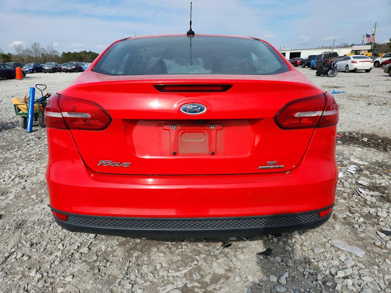 2016 Ford Focus Se - Фото 6