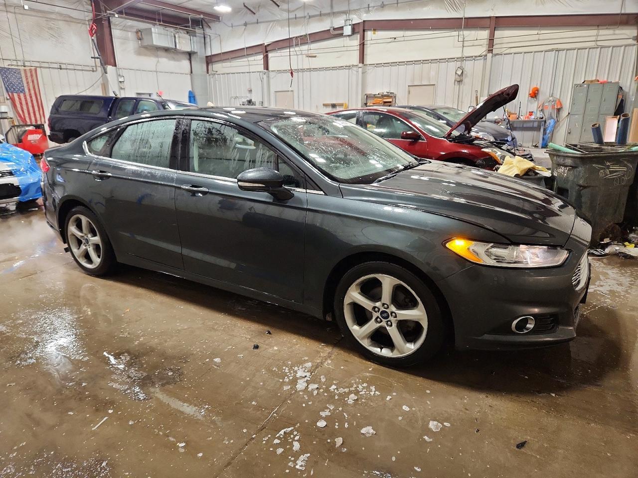 2015 Ford Fusion Se - Фото 4