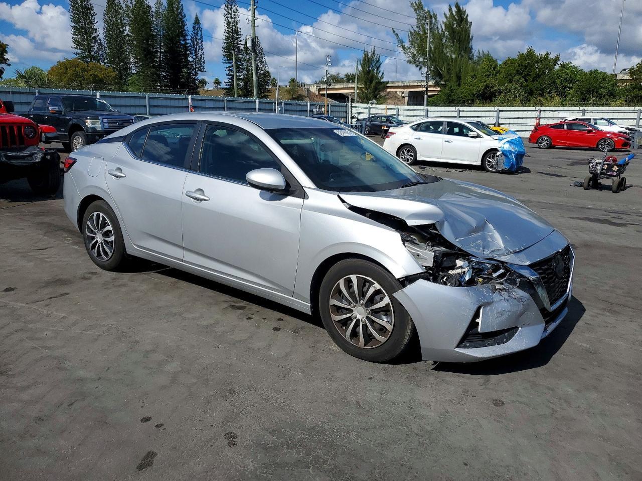 2023 Nissan Sentra S - Image 4