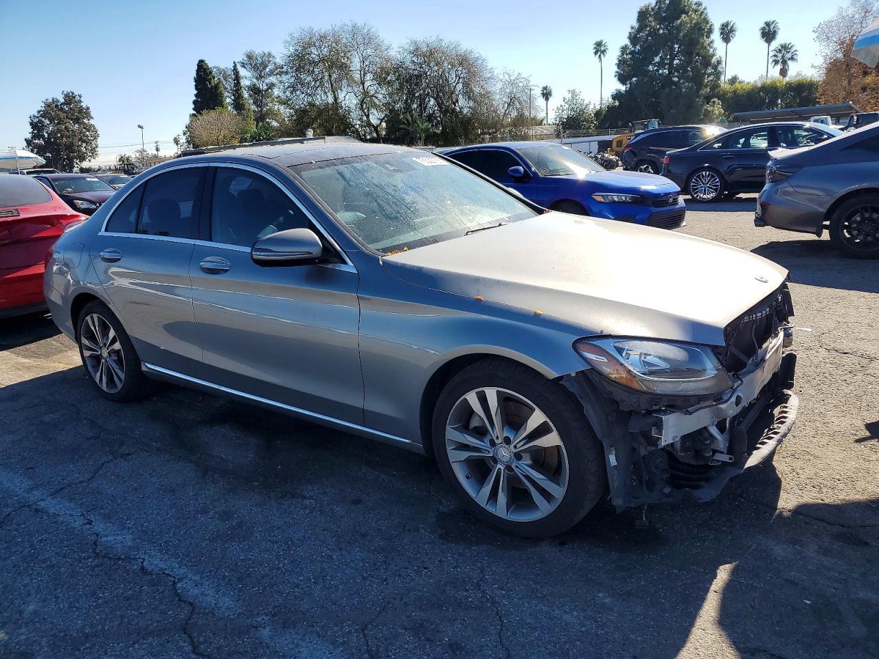 2016 Mercedes-Benz C 300 4Matic - Image 4