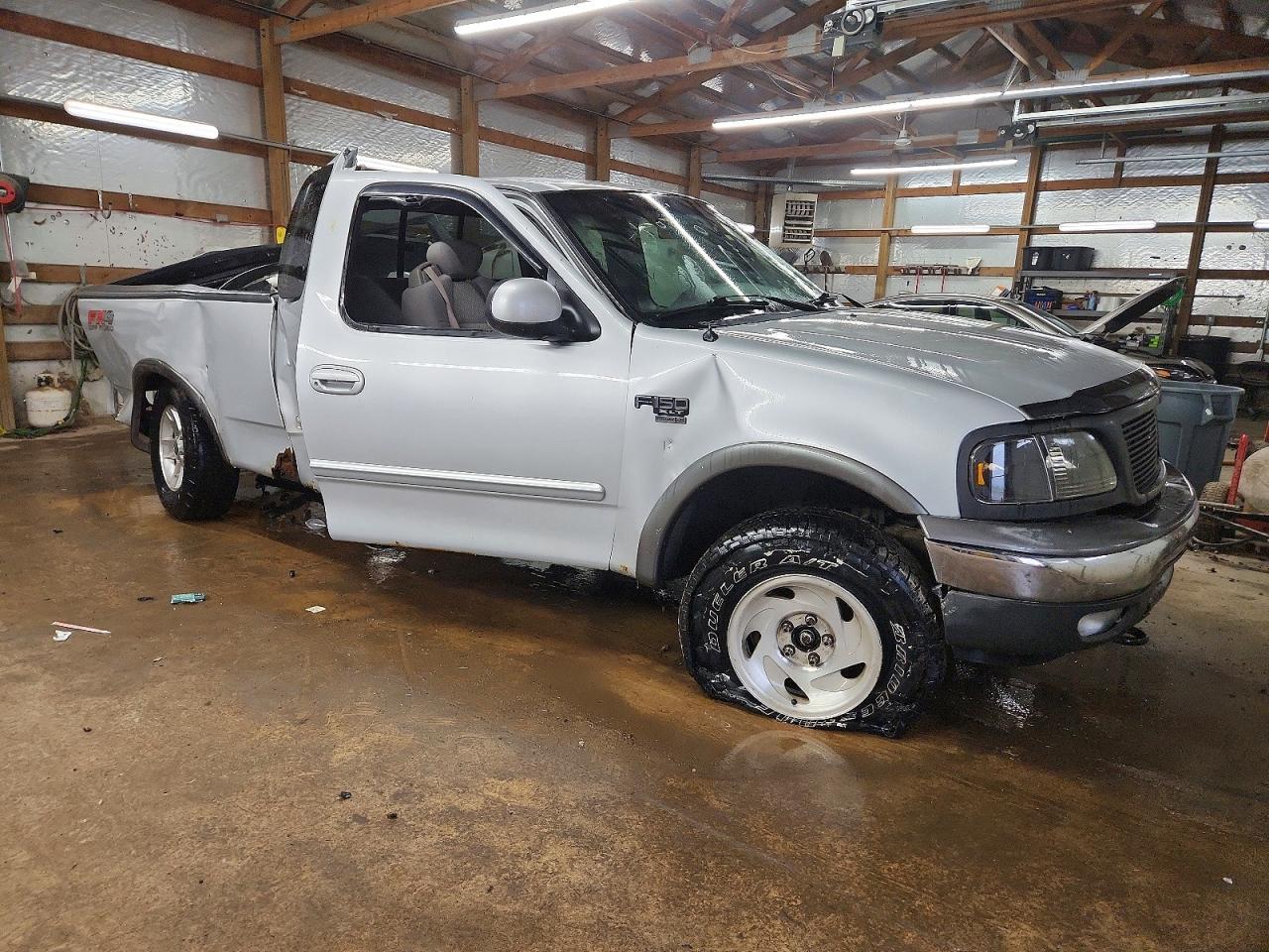 2003 Ford F150 - Фото 4