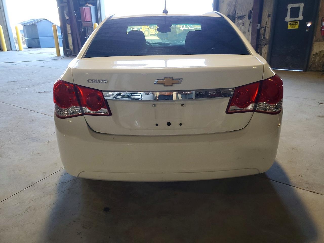 2014 Chevrolet Cruze Ls - Фото 6