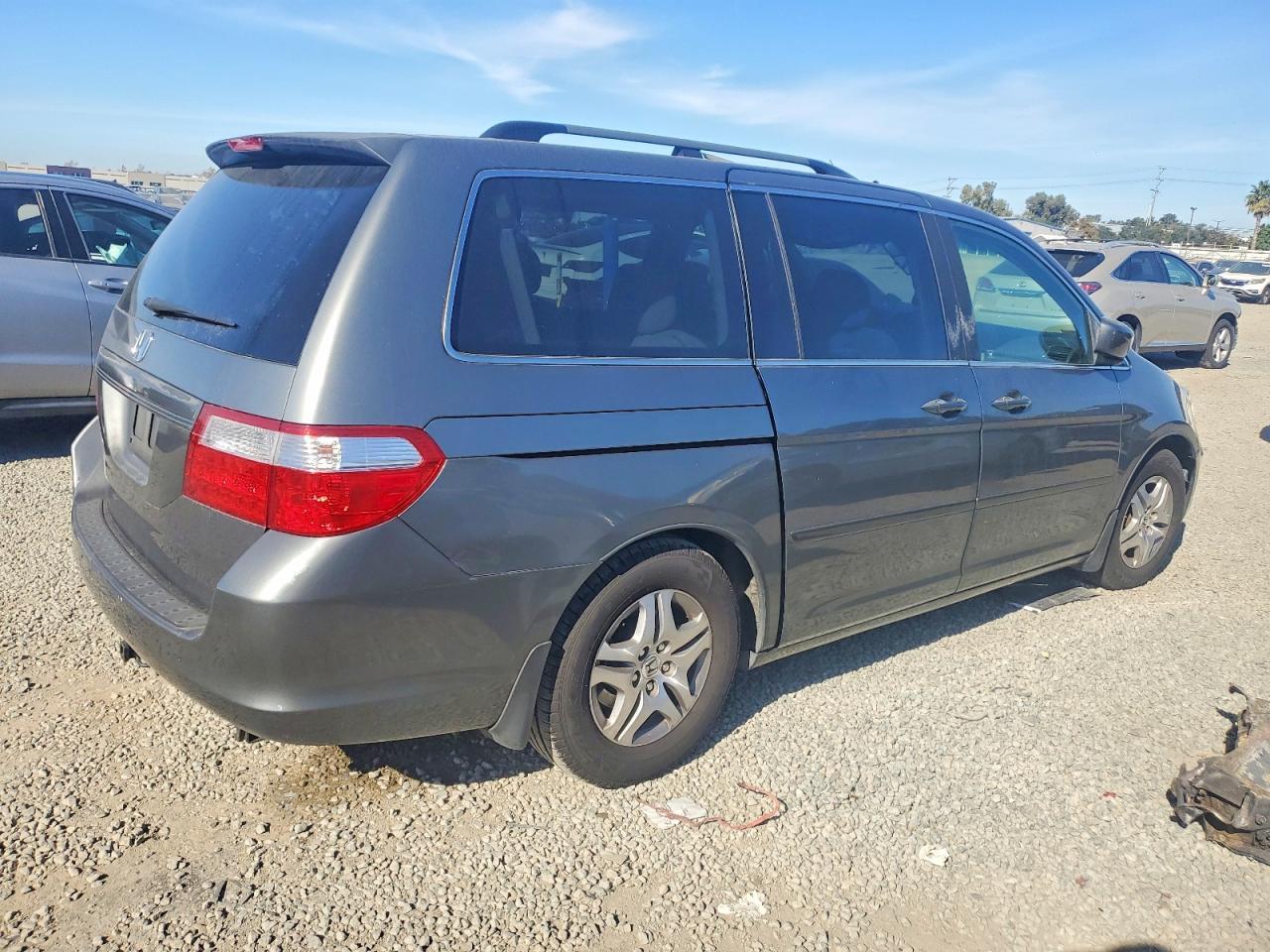 2007 Honda Odyssey Ex - Image 3