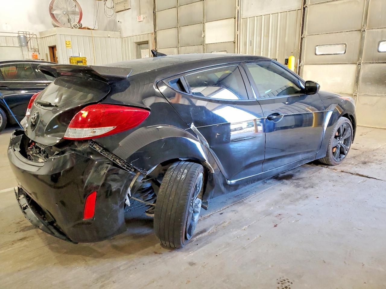 2014 Hyundai Veloster - Фото 3