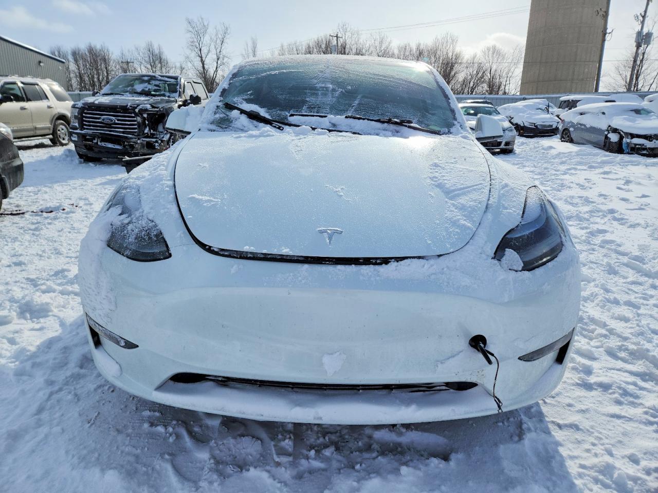 2024 Tesla Model Y - Image 5